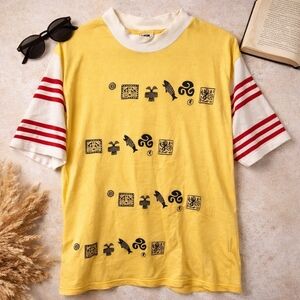 Vintage 90s Graphic T Shirt Tribal Folk Print Yellow L Large